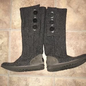 Ugg sweater boot